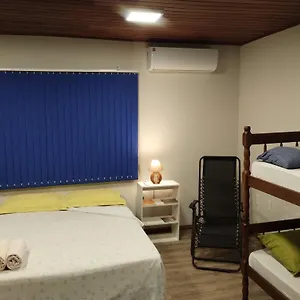 linda-e-aconchegante-casa-em-jaragu.santa-catarina-brasil.com/